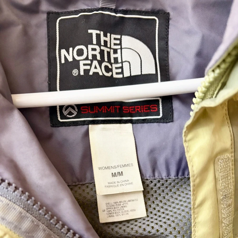 The North Face / Vintage Summit Series Jacket - Picture 4 of 6
